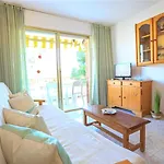 Litoral Costa Dorada - Colibri Only Families Apartment *